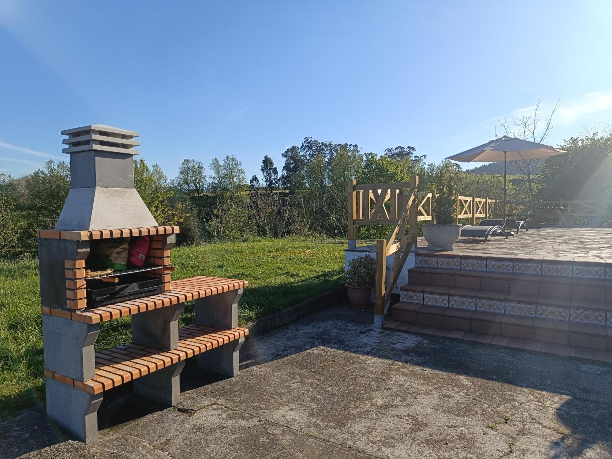 Los Avellanos De Santillana Queveda Exterior photo