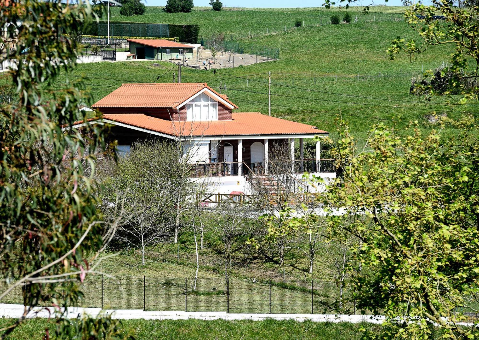 Los Avellanos De Santillana Queveda Exterior photo